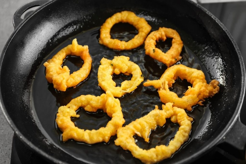 4 Best Ways To Reheat Onion Rings Updated 2025