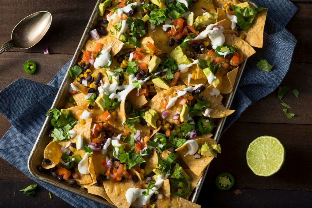 4 Best Ways to Reheat Nachos (Updated 2024)