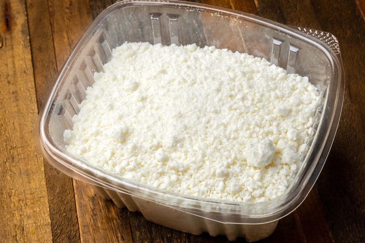 Top 6 Cotija Cheese Substitutes For Your Recipe - Recipe Marker