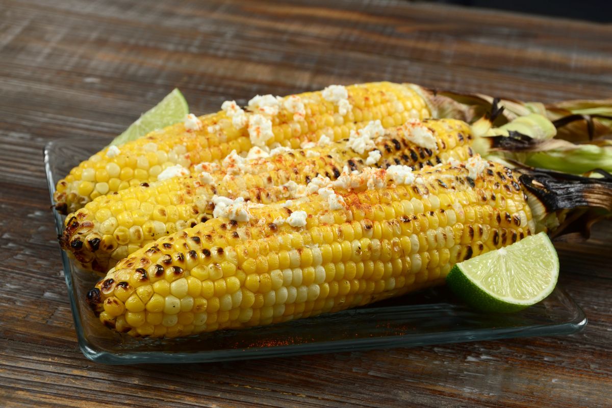 grilled corn on the cob - how to reheat corn on the cob