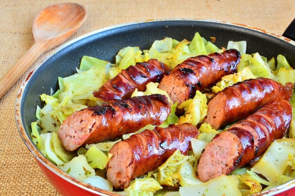 hur man lagar färsk Kielbasa hemma recept markör