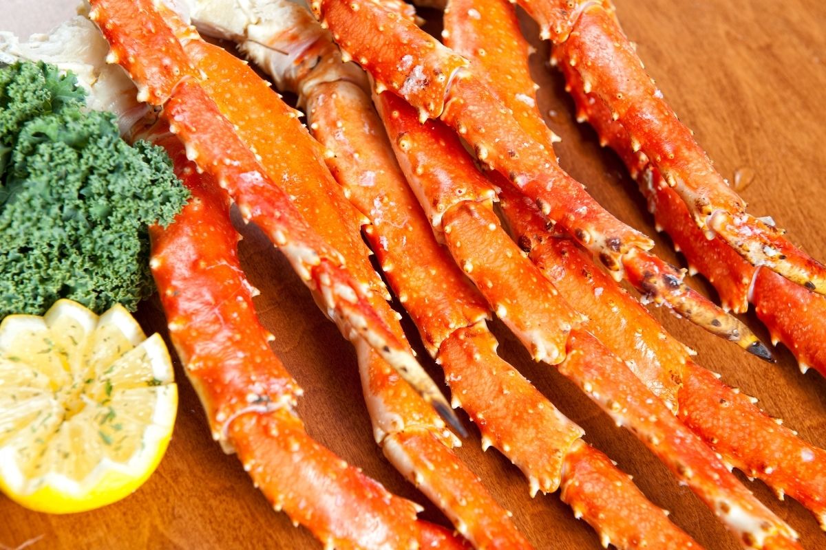 How to Reheat Crab Legs in an Air Fryer