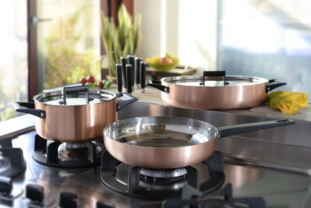 Pot vs. Pan: What's the Difference Between a Pot and Pan