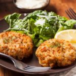 How to Cook Frozen Crab Cakes