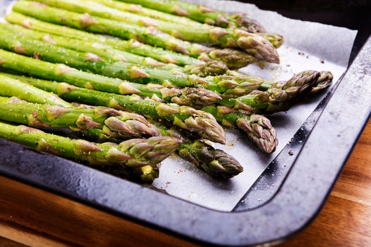 How to Cook Frozen Asparagus: 7 Best Ways (Updated 2023)