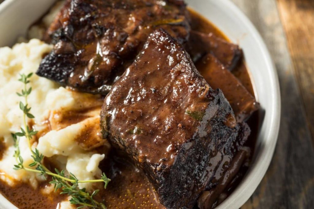 Smothered Beef Short Ribs