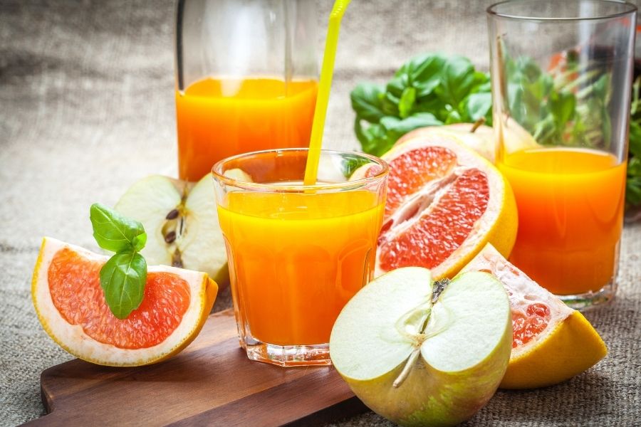 Grapefruit Juice Recipe with Apples and Carrots