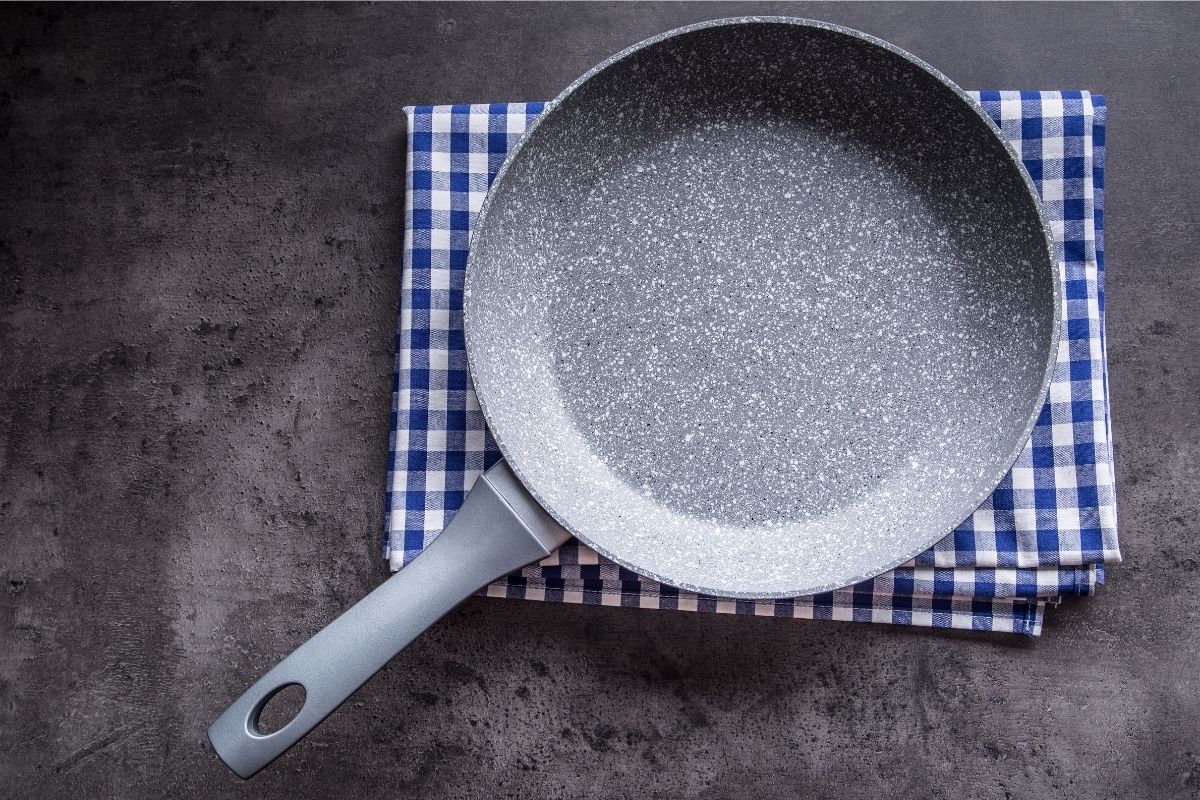 How To Season A Ceramic Pan Step By Step Recipe Marker