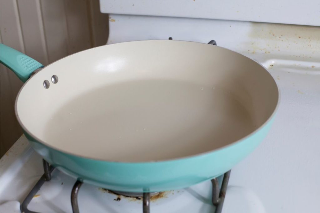 Seasoning a Ceramic Pan