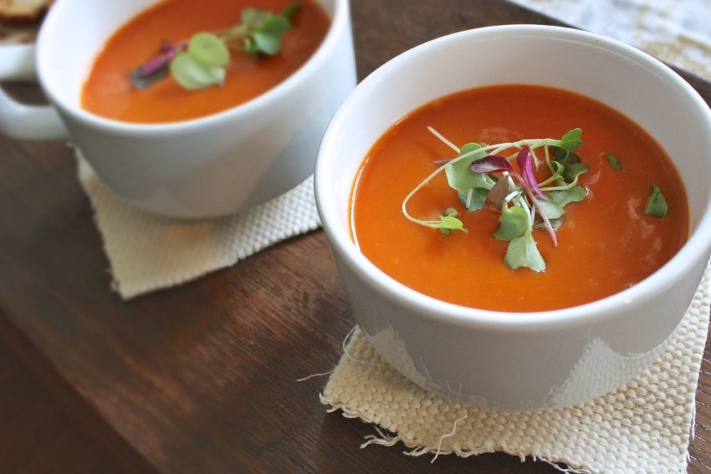  Soupe aux tomates 