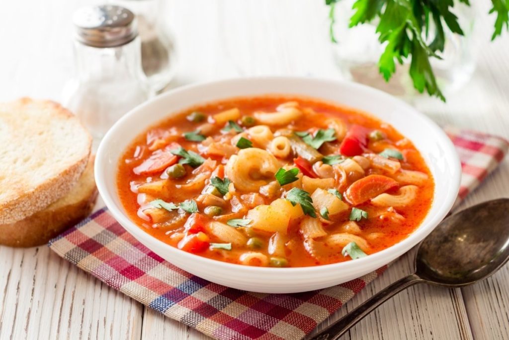 Best Sides to Serve with Minestrone Soup