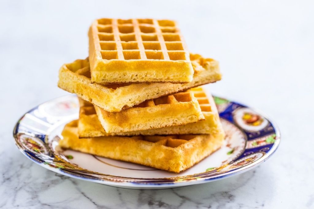 Best Sides to Serve with Waffles