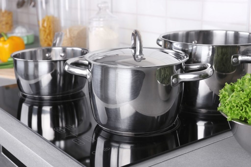 سالم ترین ظروف برای پخت و پز،ظروف ایمن  برای پخت و پز، ظروف فولادی یا استیل ضد  زنگ 