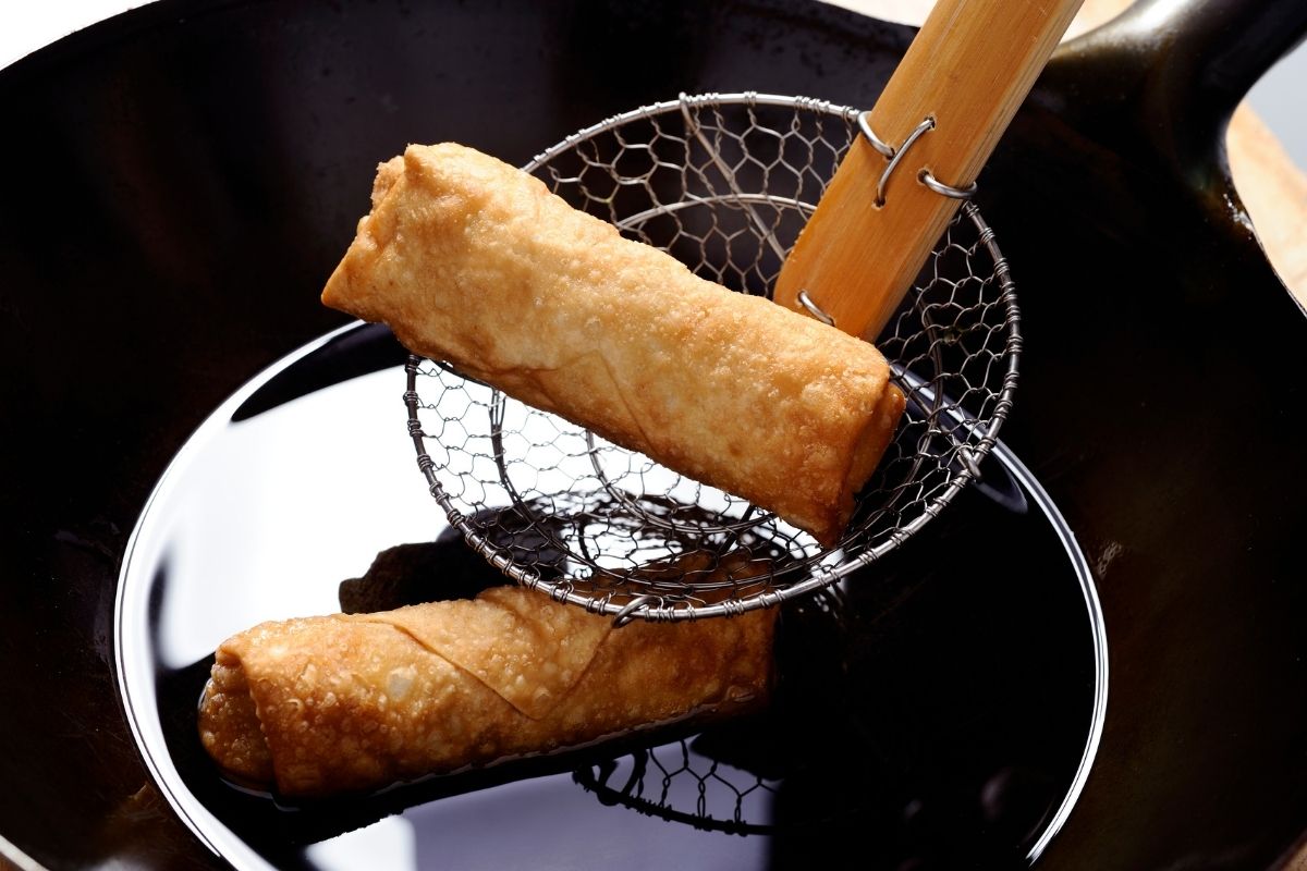 How To Reheat Egg Rolls using a Stovetop