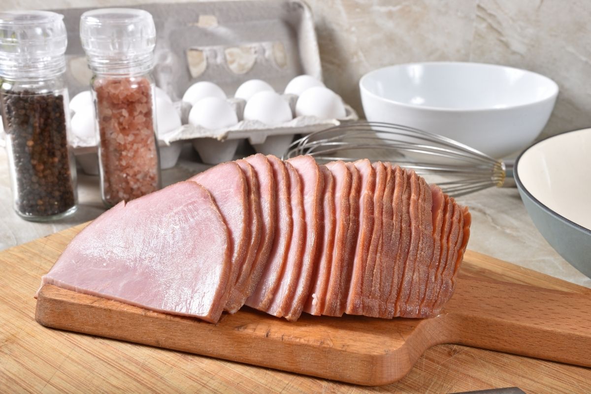 3 Best Ways to Reheat Ham Slices! (Updated 2024)