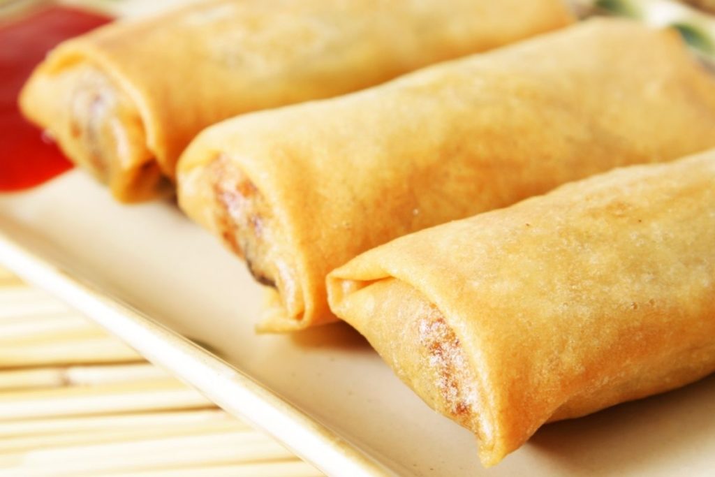 5 Best Ways Reheat Egg Rolls (Updated 2024)