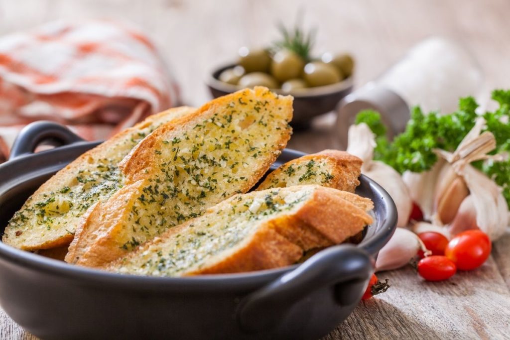 Brot - Seiten Für Huhn Parmesan