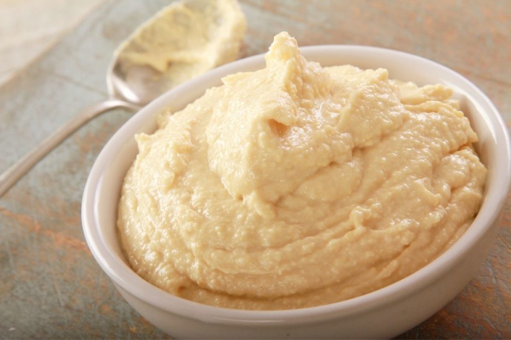 Hummus Dip -What To Dip Pretzels In