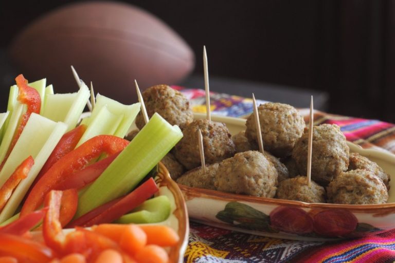 Best Sides To Serve With Meatballs