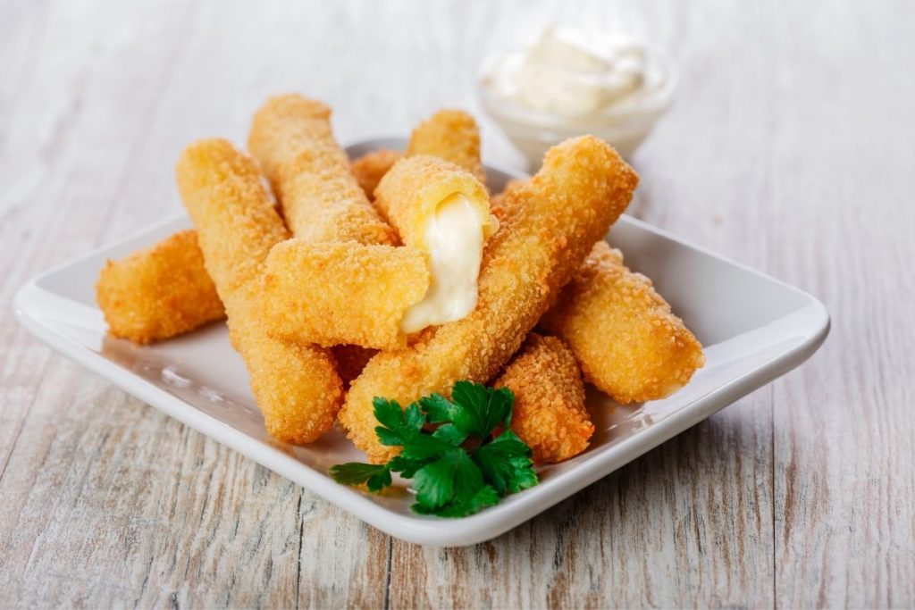 Mozzarella Sticks -What To Eat With Tomato Soup