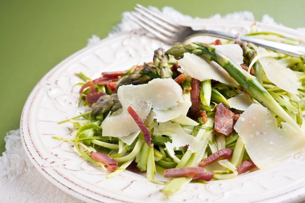 Shaved Asparagus & Mint Salad Side dish