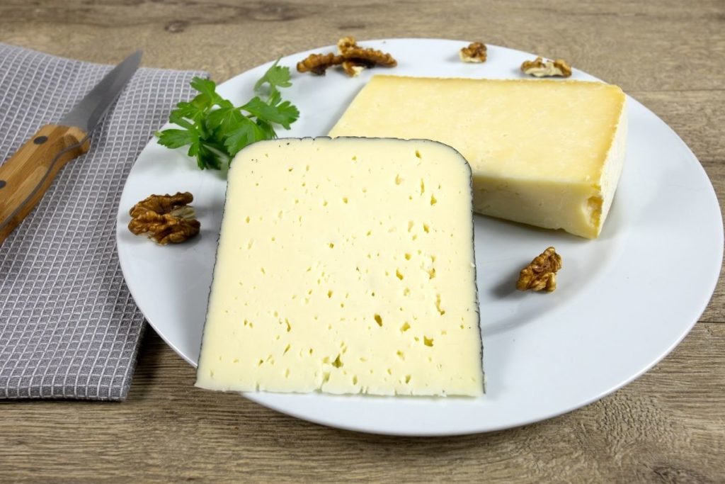 Cantal Cheese