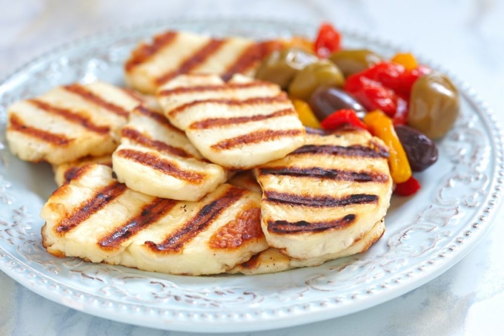 5-best-substitutes-for-halloumi-cheese-updated-2023