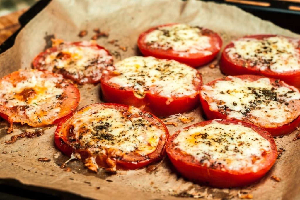 Cheesy Baked Tomatoes