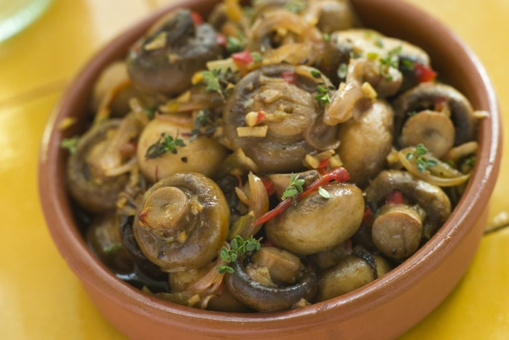 Garlic Marinated Mushrooms Side dish
