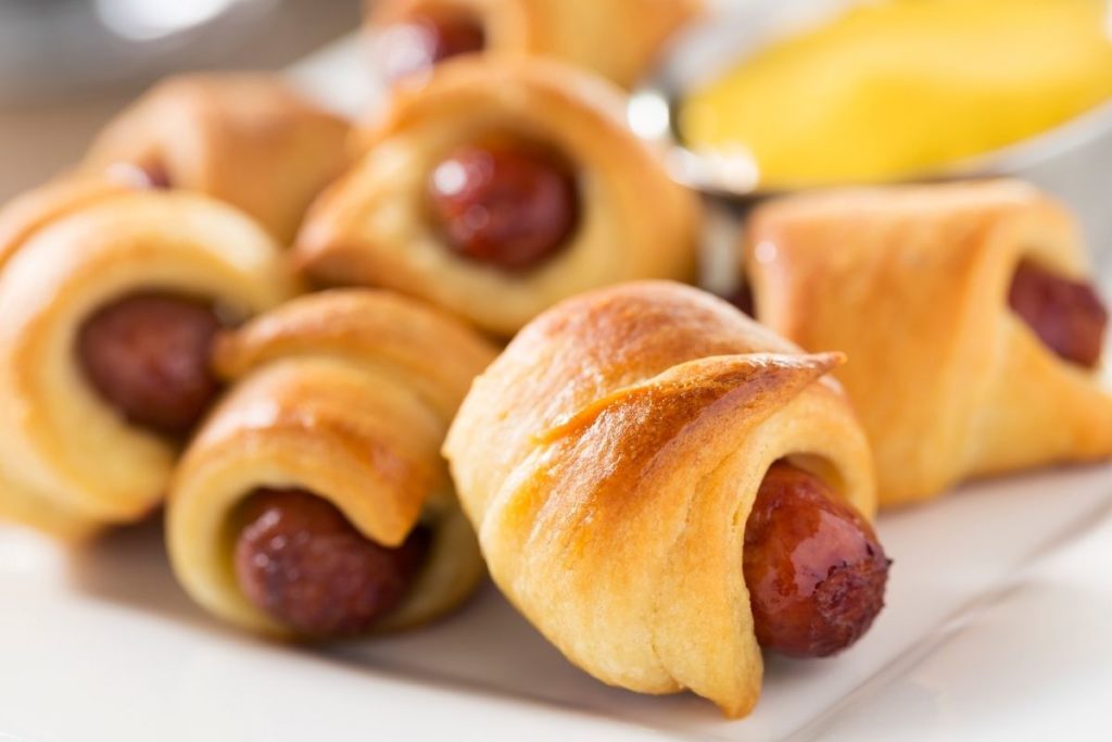 10 Best Sides to Serve with Pigs in a Blanket (Updated 2024)