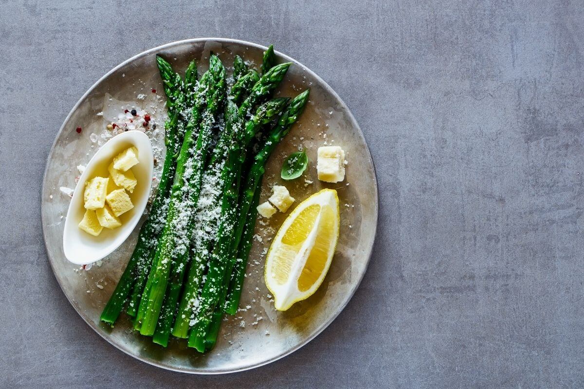 Side of Braised Asparagus