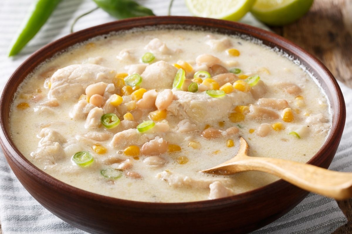 What to Serve with White Chicken Chili: 5 Best Side Dishes (updated 2023)