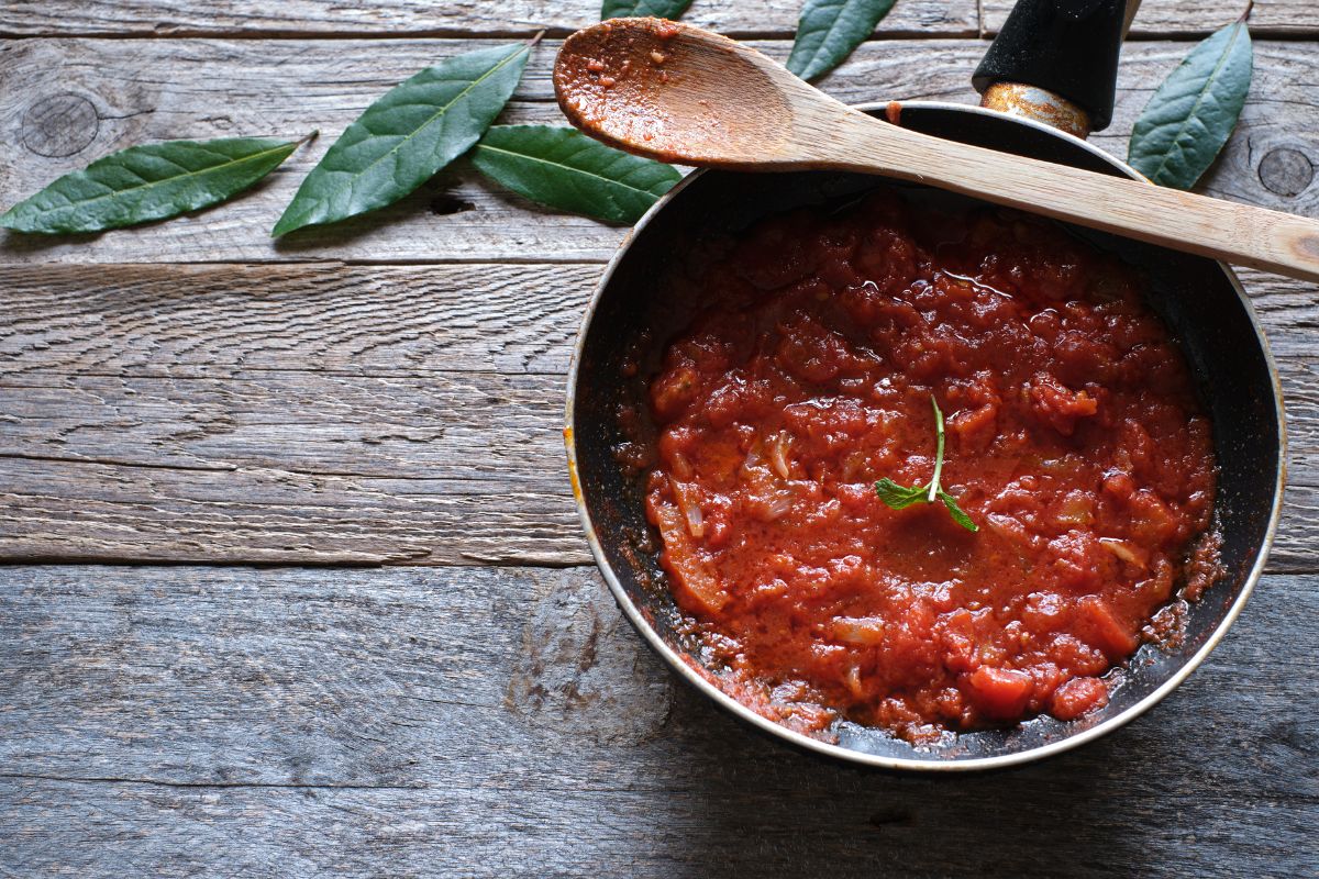 crushed tomatoes - best substitutes for stewed tomatoes