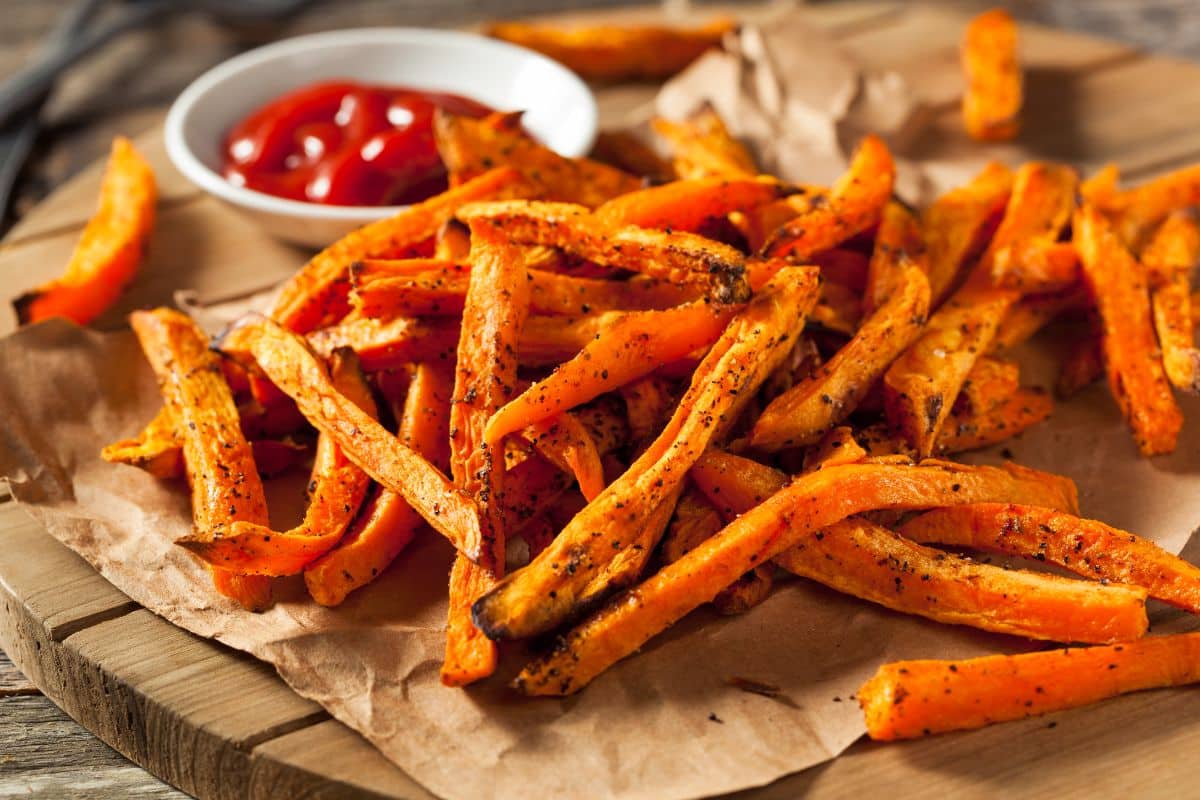 Baked Sweet Potato Fries with Spicy Mayo