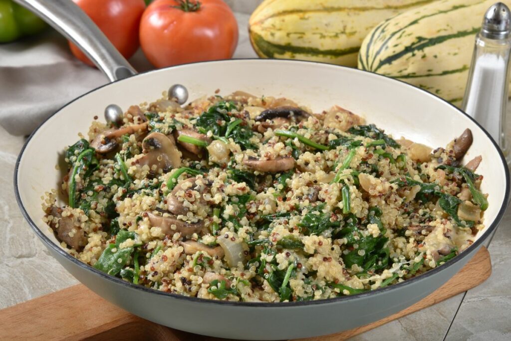 Best Spinach Quinoa - What to serve with chicken cacciatore