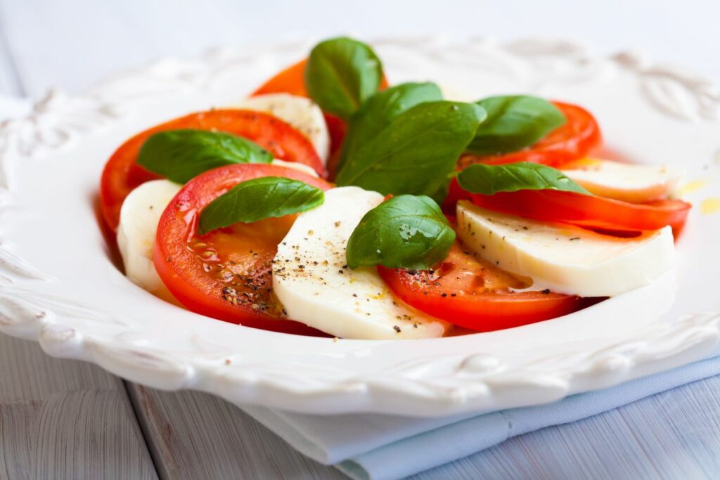 Caprese Salad Recipe - What to Serve with Cacio e Pepe