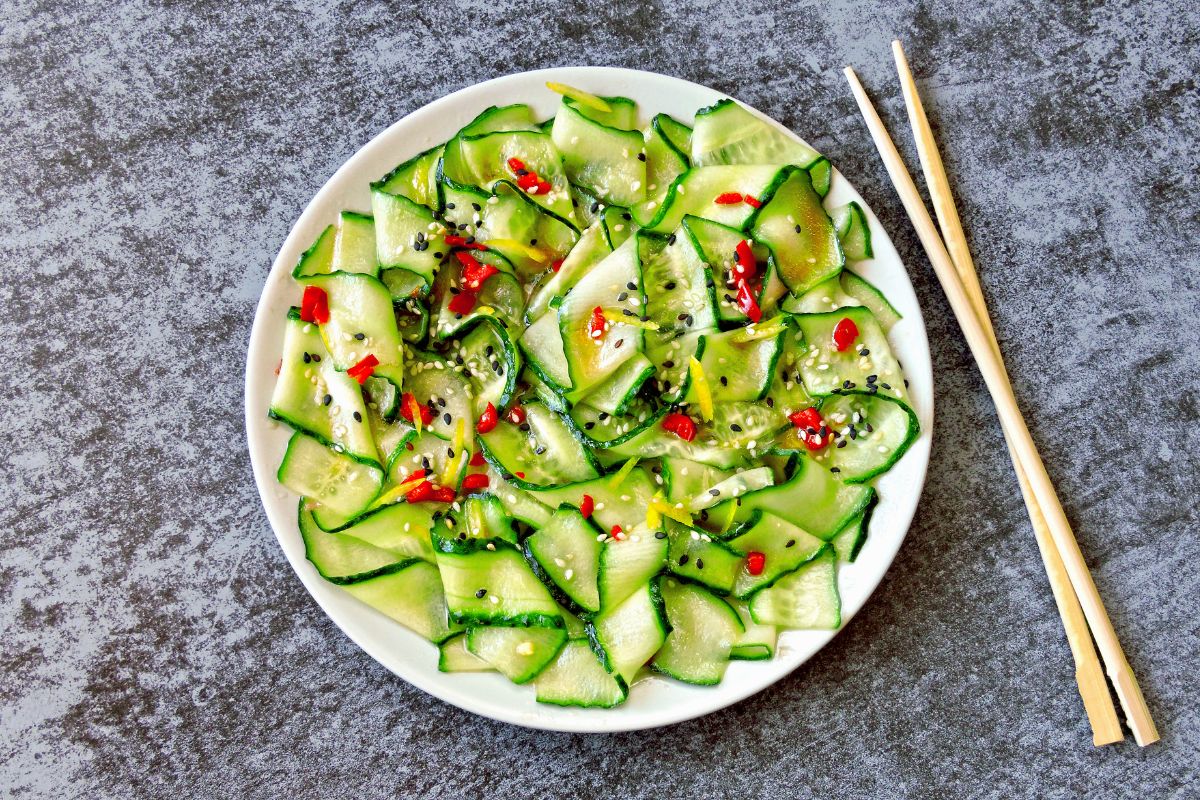 Avocado-Cucumber Salad