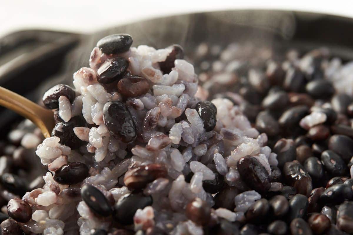 Steamed Rice with Black Beans