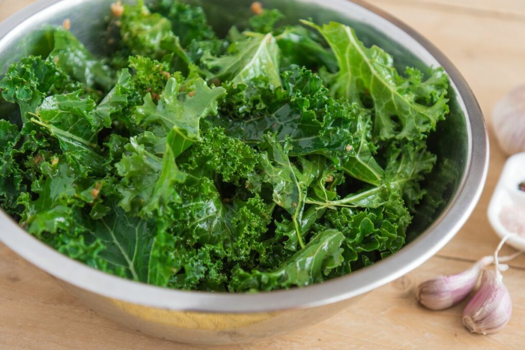 Stir-fried Kale with Garlic - What to serve with frittata